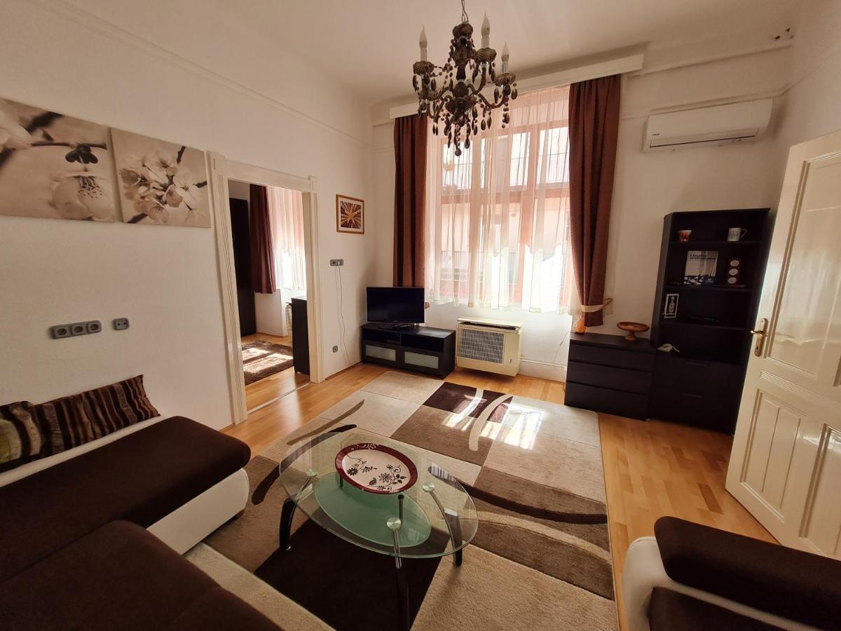 Marble Apartment -Near Buda Castle Budapeste Exterior foto